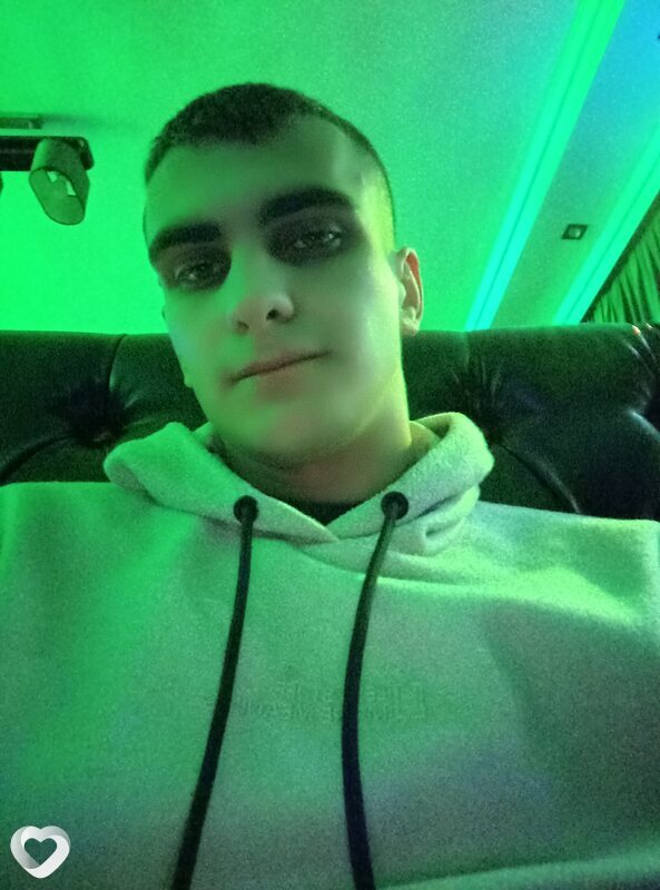Евгений, 25, Малорите — анкета №438040