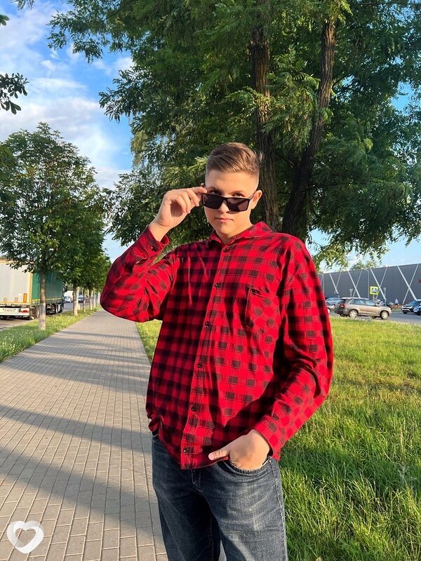 Антон, 22, Лиде — анкета №438056