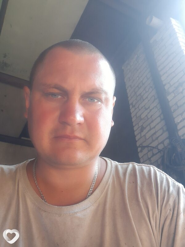 Максим, 37, Новоаннинском — анкета №439364