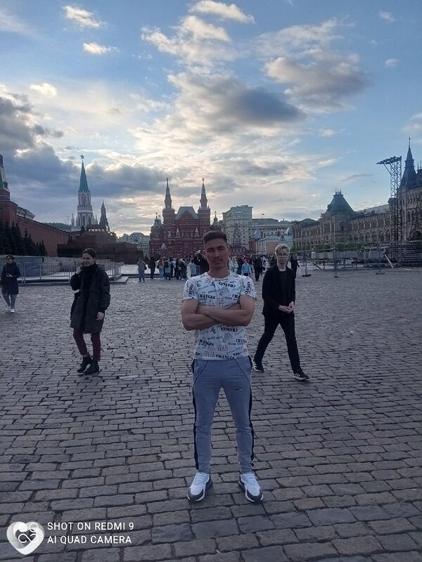 Мурат, Москва
