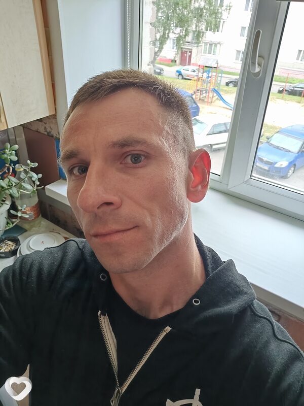 Олег, 40, Заславле — анкета №440091