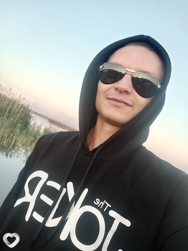 Влад, 24, Экибастузе — анкета №440791