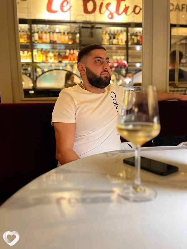 Артем, 27, Ростове-на-Дону — анкета №441396