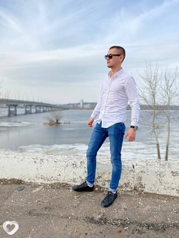 Максим, 28, Москве — анкета №442044