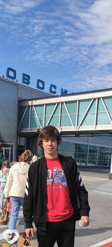 Артём, 22, Екатеринбурге — анкета №443282