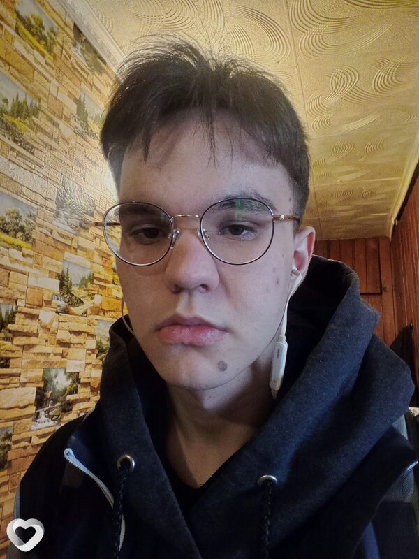 Александр, 22, Дзержинске — анкета №443843