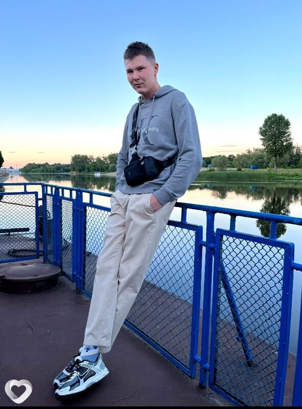 Олег, 28, Пинске — анкета №443850