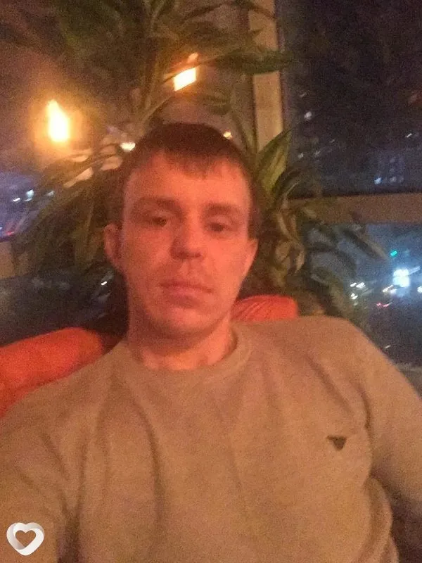 Кароль, 32, Барнауле — анкета №8853