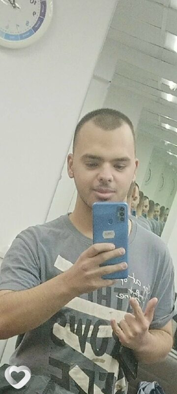 Андрей, 21, Красноярске — анкета №446557