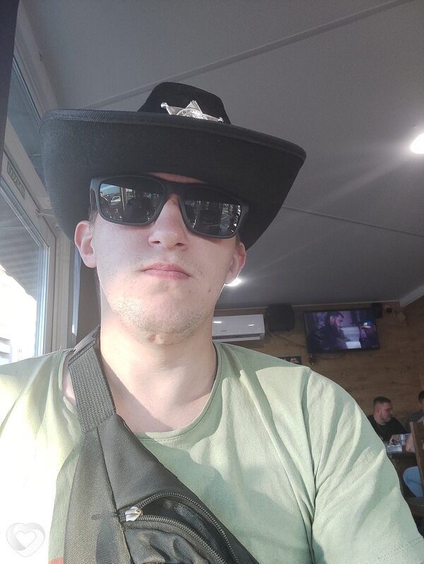 Дима, 26, Витебске — анкета №447213
