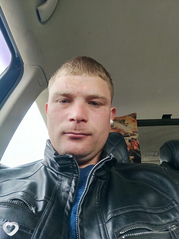 Павел, 26, Березине — анкета №447962