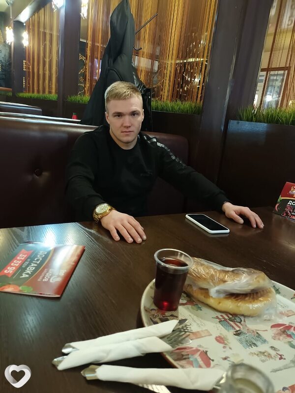 Максим, 23, Томске — анкета №447512