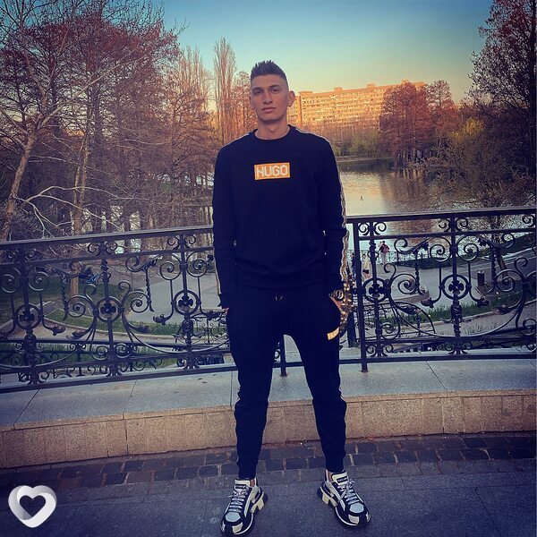 Adrian, 25, București — анкета №448306