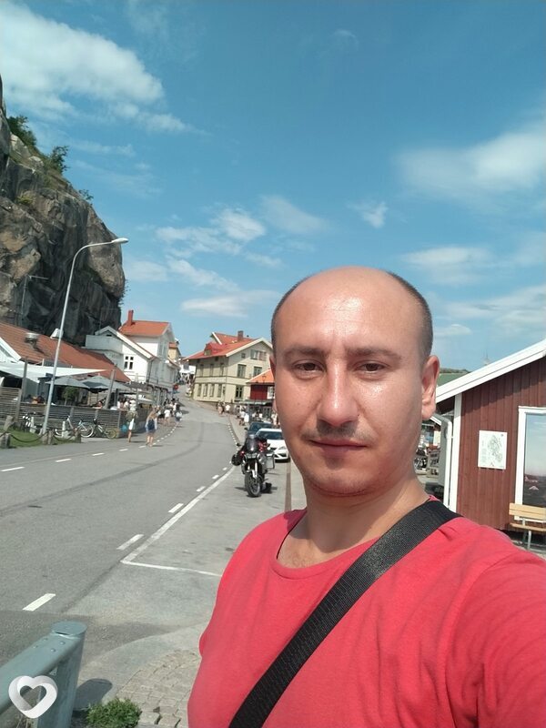 Евгений, Единцы