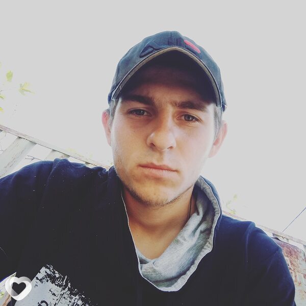 Илья, 24, Тамбове — анкета №451591