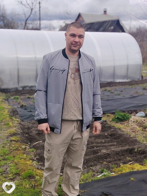 Юрий, 36, Речице — анкета №452434
