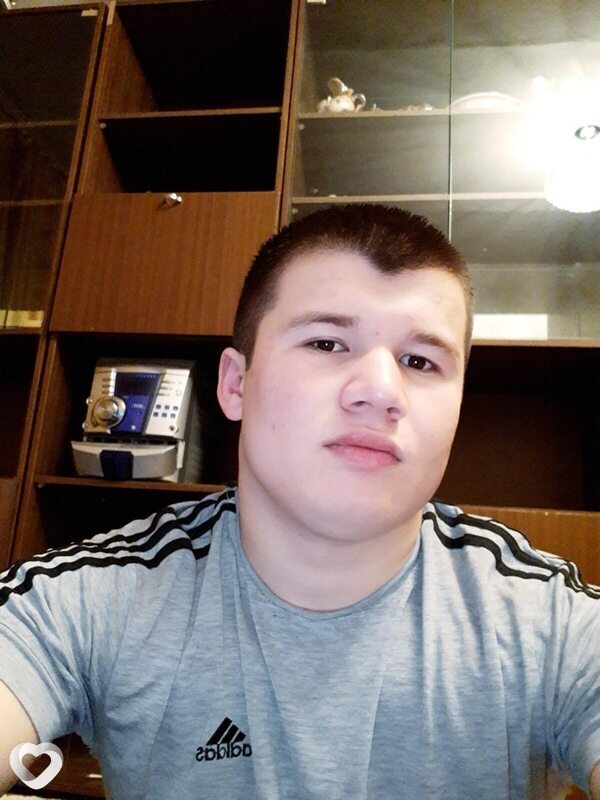 Максим, 28, Москве — анкета №452379