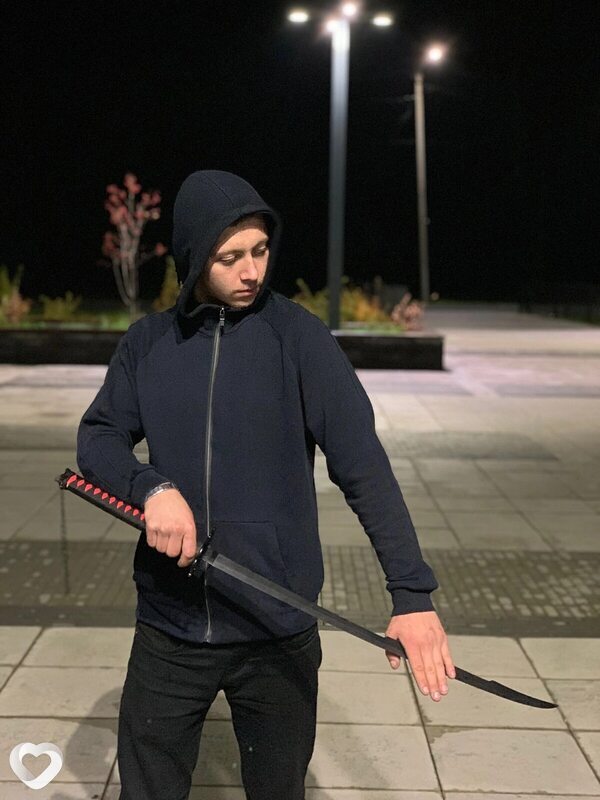 Денис, 21, Осинниках — анкета №453600
