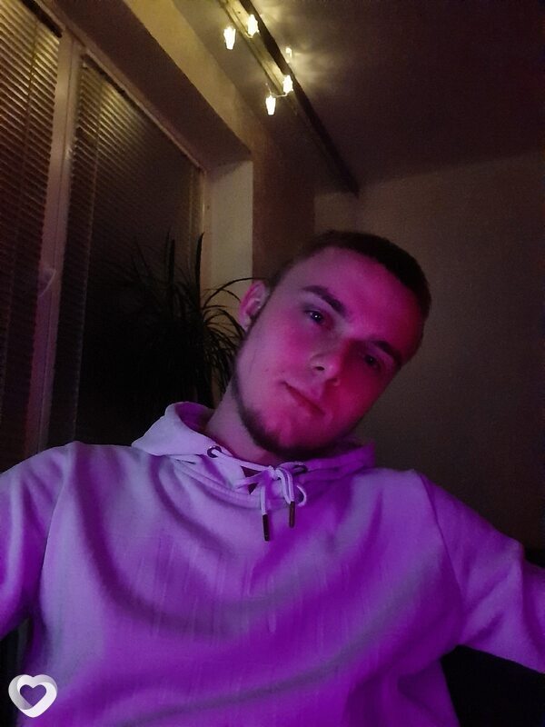 Андрей, 22, Гомеле — анкета №454083