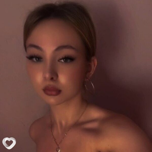 Карина, 22, Энгельсе — анкета №454068