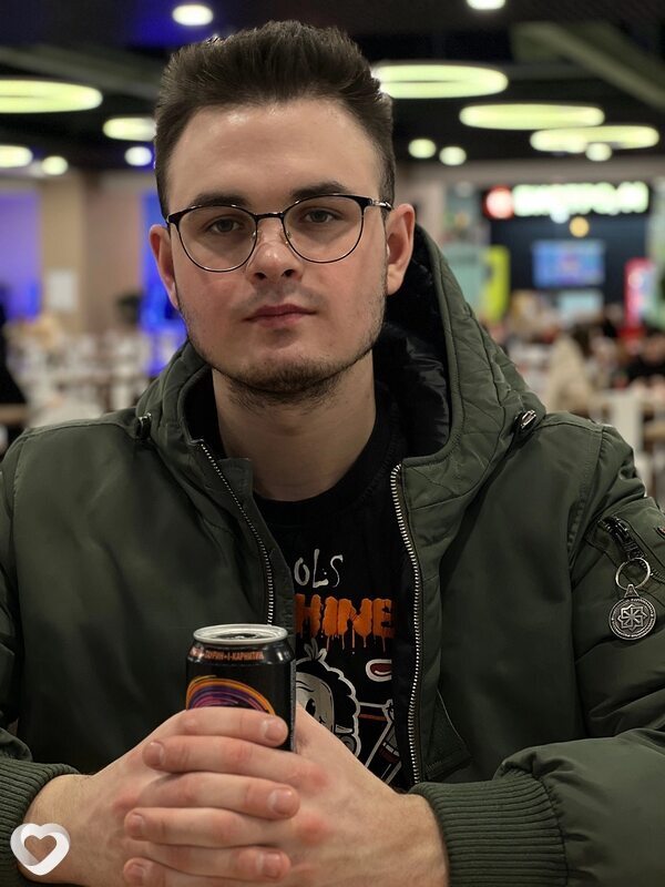 Максим, 22, Кургане — анкета №454302