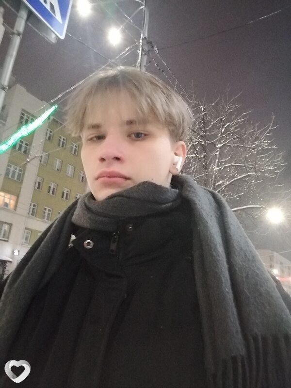 Александр, 20, Речице — анкета №454370