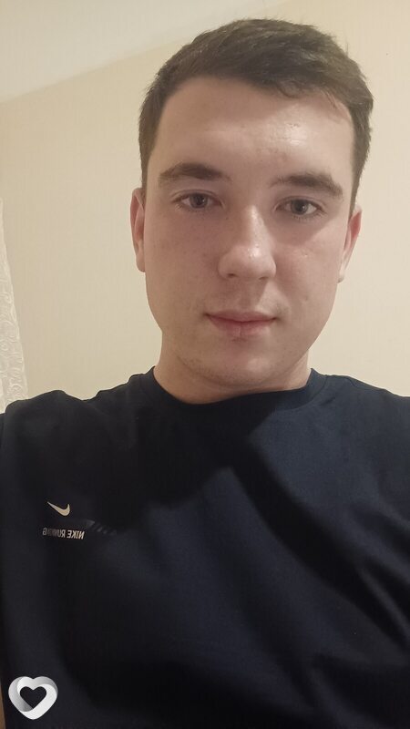Артём, 22, Томске — анкета №455417