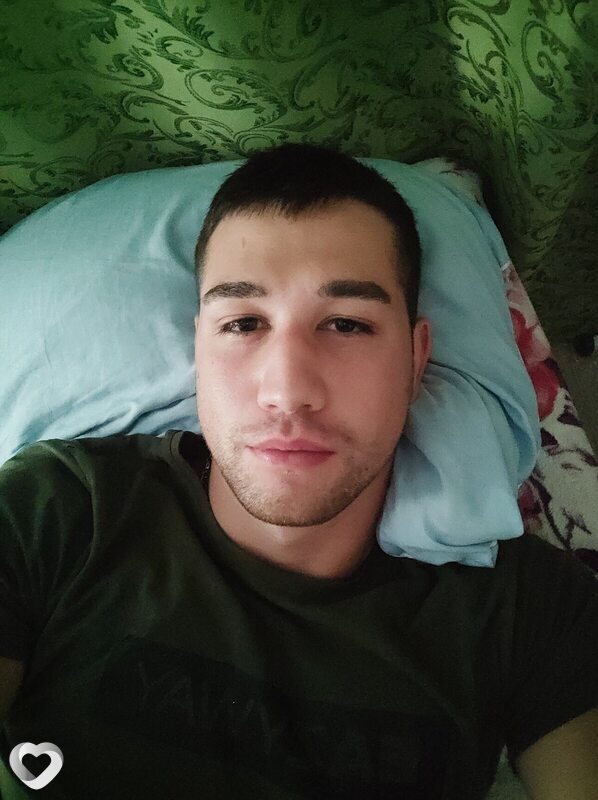 Jonny, Ноглики