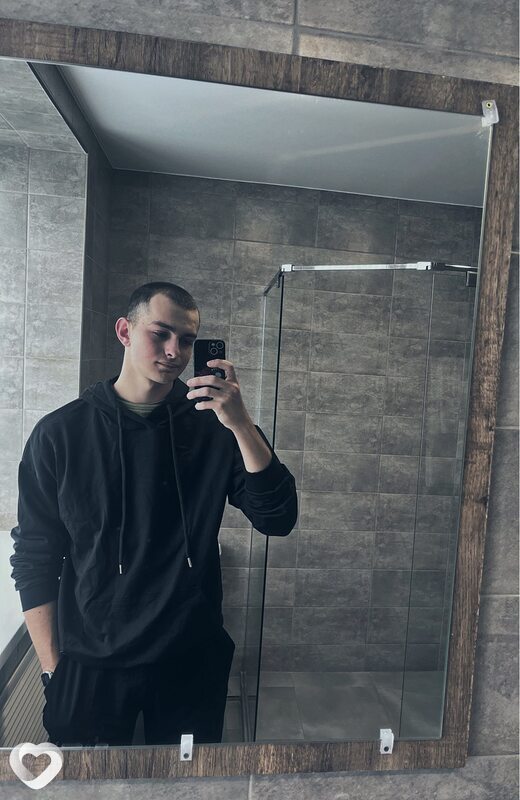 Виталий, 22, Новороссийске — анкета №458169