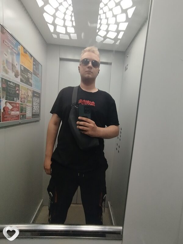 Александр, 22, Москве — анкета №457544