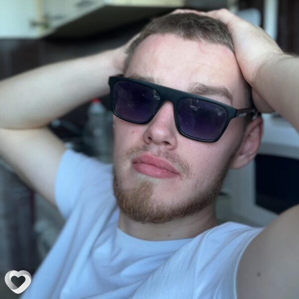 Кирилл, 21, Молодечно — анкета №457916