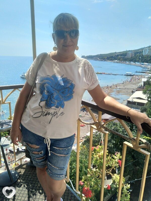 Вика, 46, Феодосии — анкета №459091