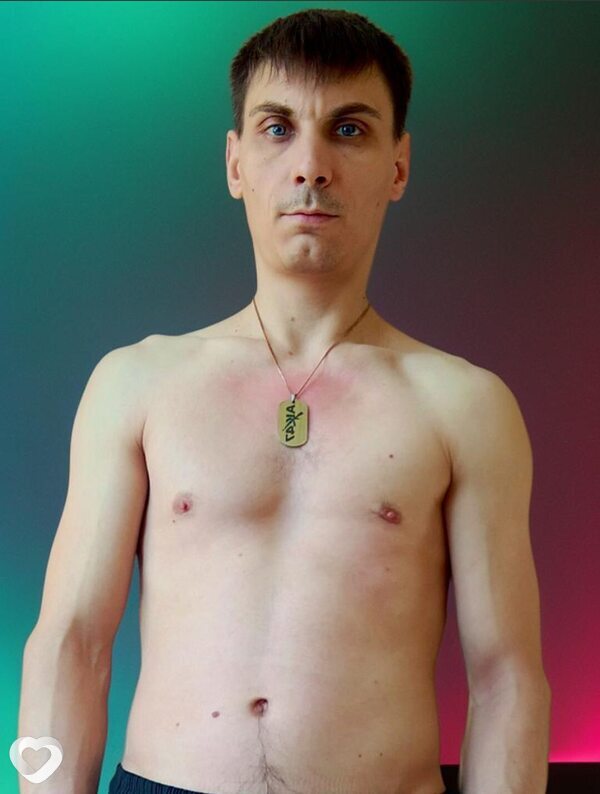Artem, 36, Яровом — анкета №459833