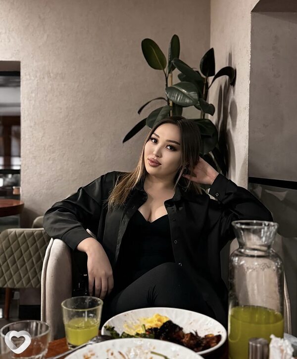 Aruzhan, 22, Таразе — анкета №459920