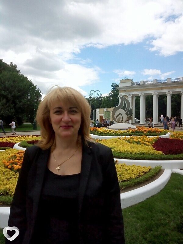 Света, Кросно