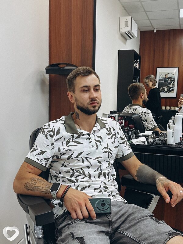 Виктор, 30, Барнауле — анкета №461752