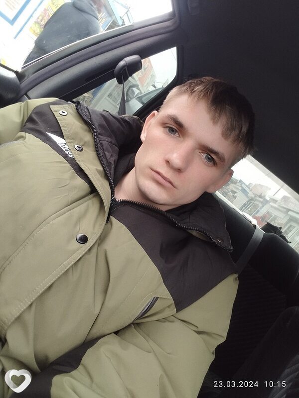 Александр, 25, Белогорске — анкета №463930