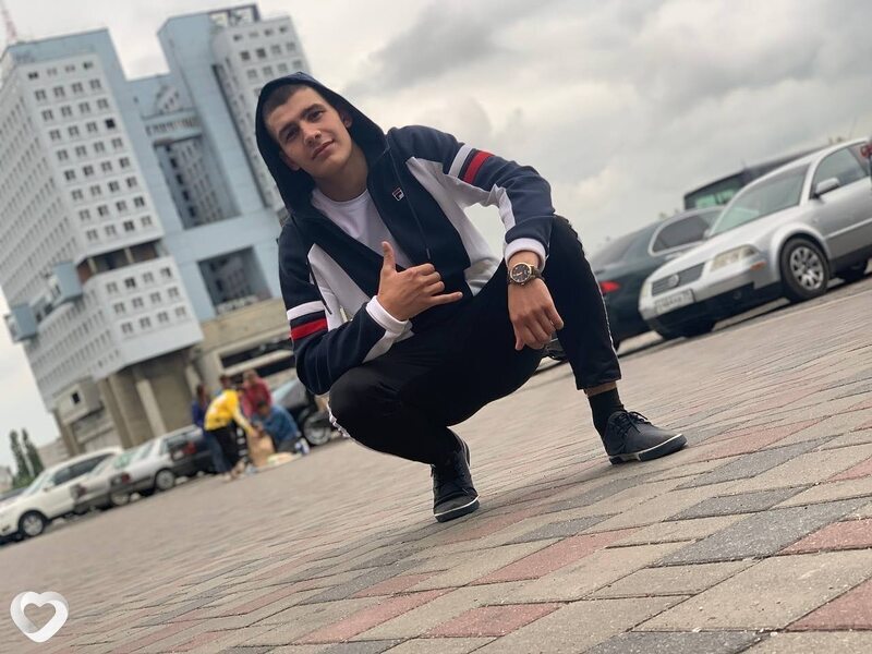 Антон, 25, Красногорске — анкета №465601