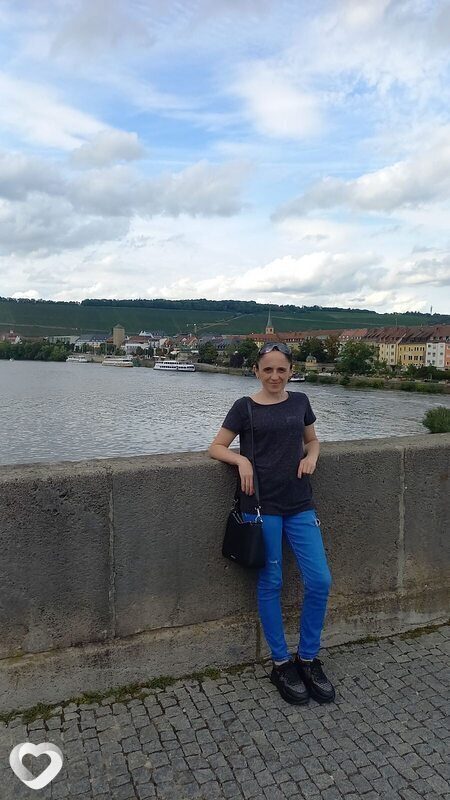 Galyna, Живец