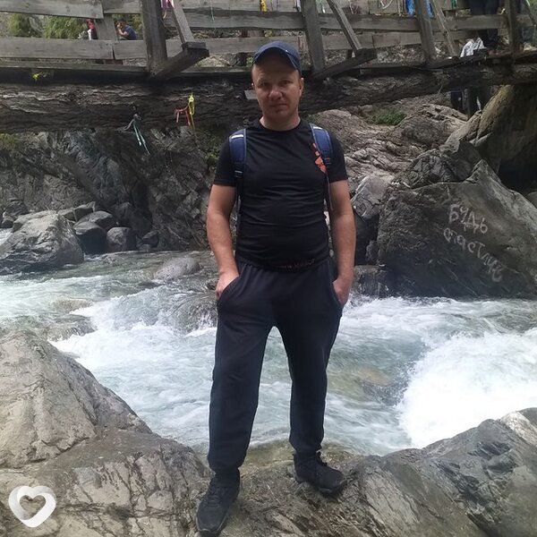 Джонни Сайнс, 24, Актау — анкета №470264