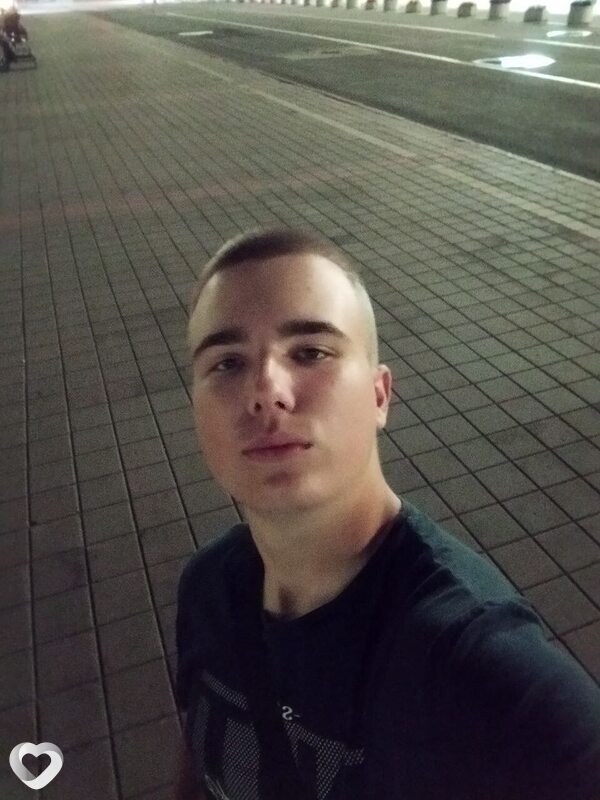Павел, 22, Кемерове — анкета №471368