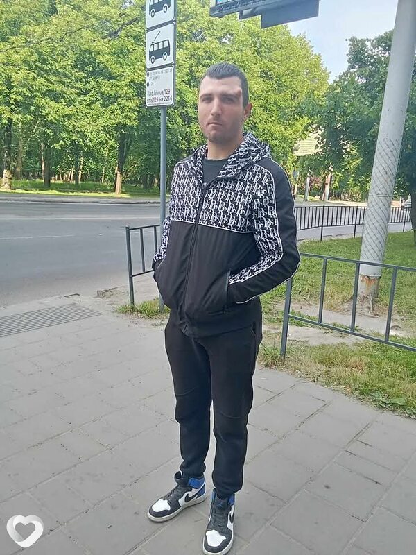 Роман, 22, Львове — анкета №471479