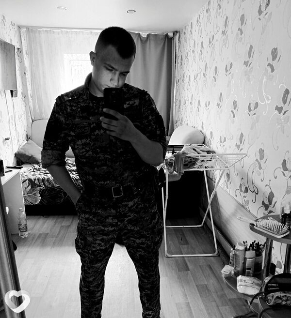 Евгений, 26, Красноярске — анкета №472672