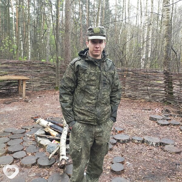 Артем, 26, Новозыбкове — анкета №474104