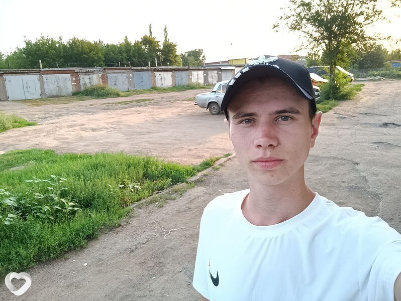 Михаил, 23, Богучаре — анкета №474423
