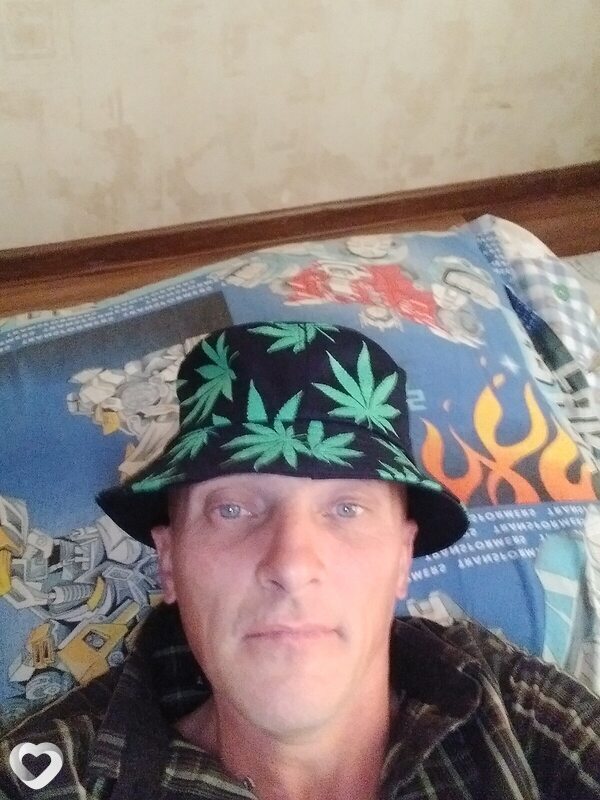 Антон, 47, Ачинске — анкета №476317