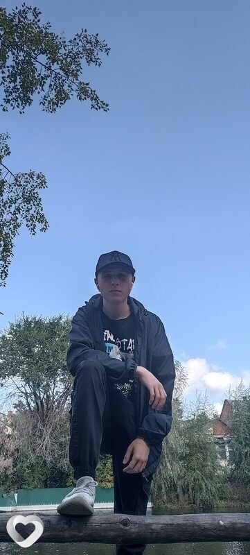 Артëм, 22, Саратове — анкета №478472