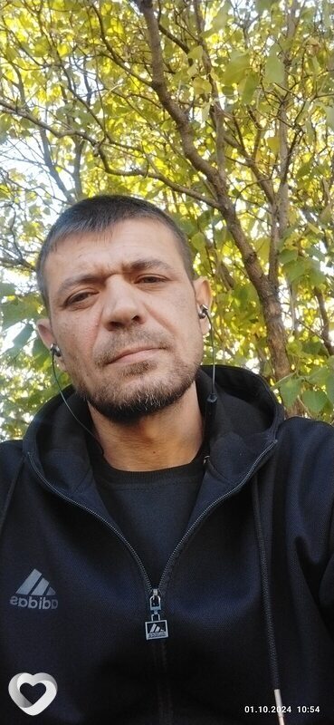 Олег, 46, Вольске — анкета №479480