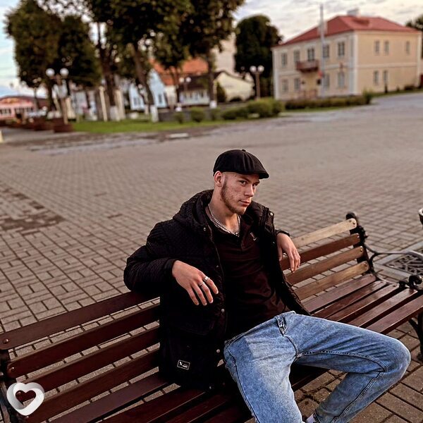 Артем, 21, Несвиже — анкета №479733