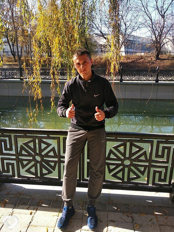 Артем, 38, Ялте — анкета №480270